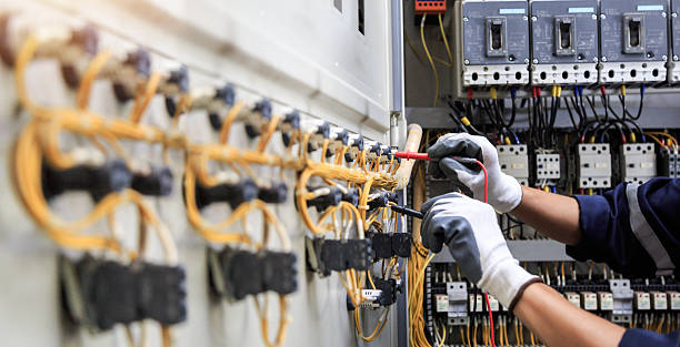 Professional Electrician technician working in Clifton, TX